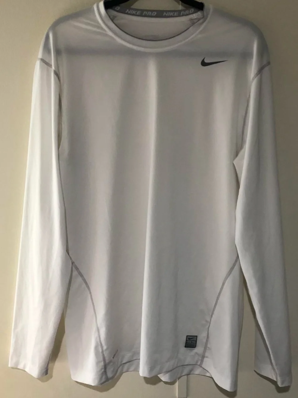 Nike Men’s White Long-Sleeve Dri-FIT Crew